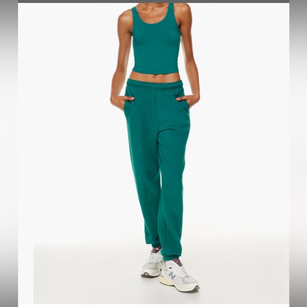 ARITZIA TNA SET